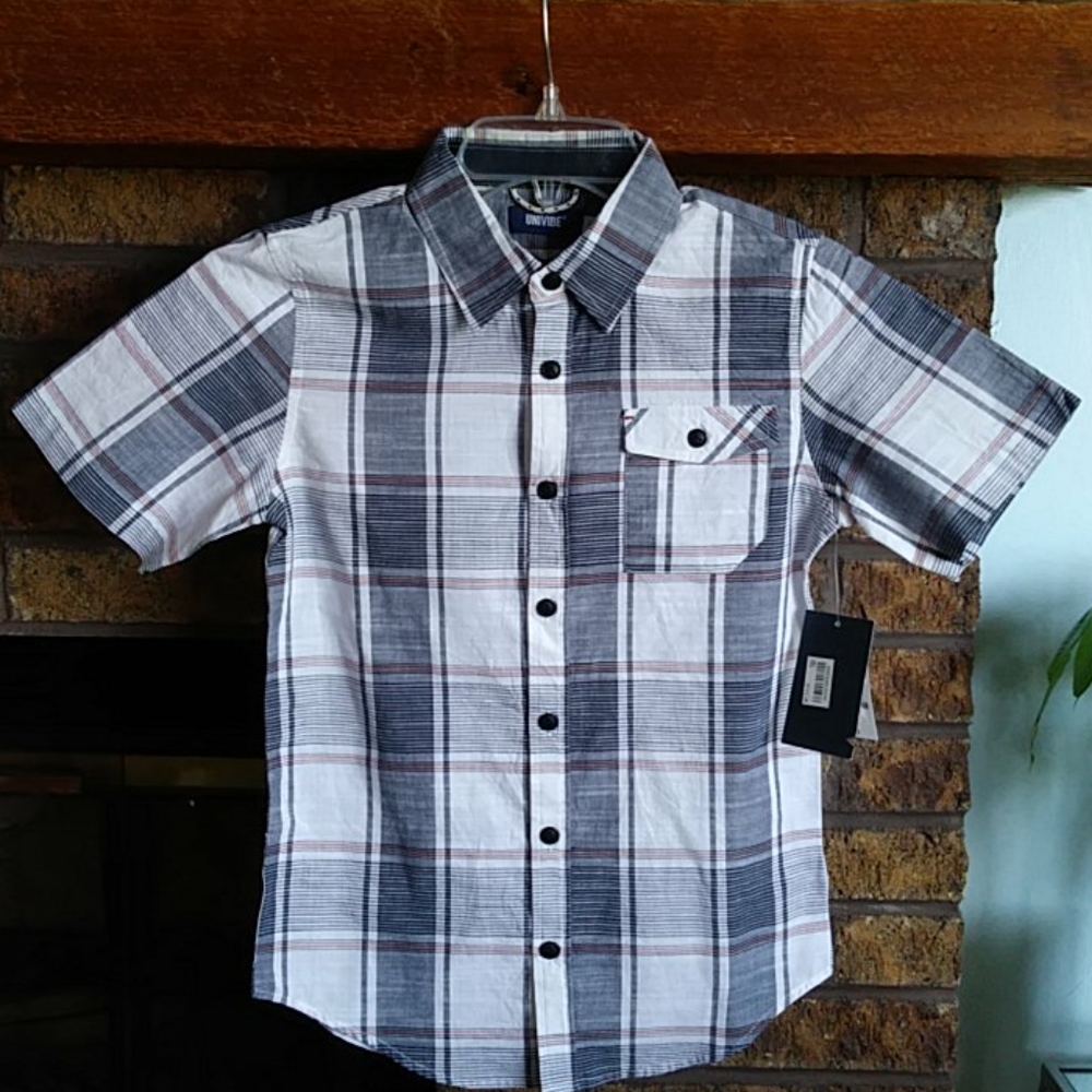 NWT Univibe white plaid button down s/s shirt